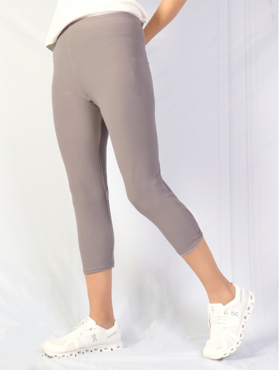 Basic Stretchy Capri Leggings